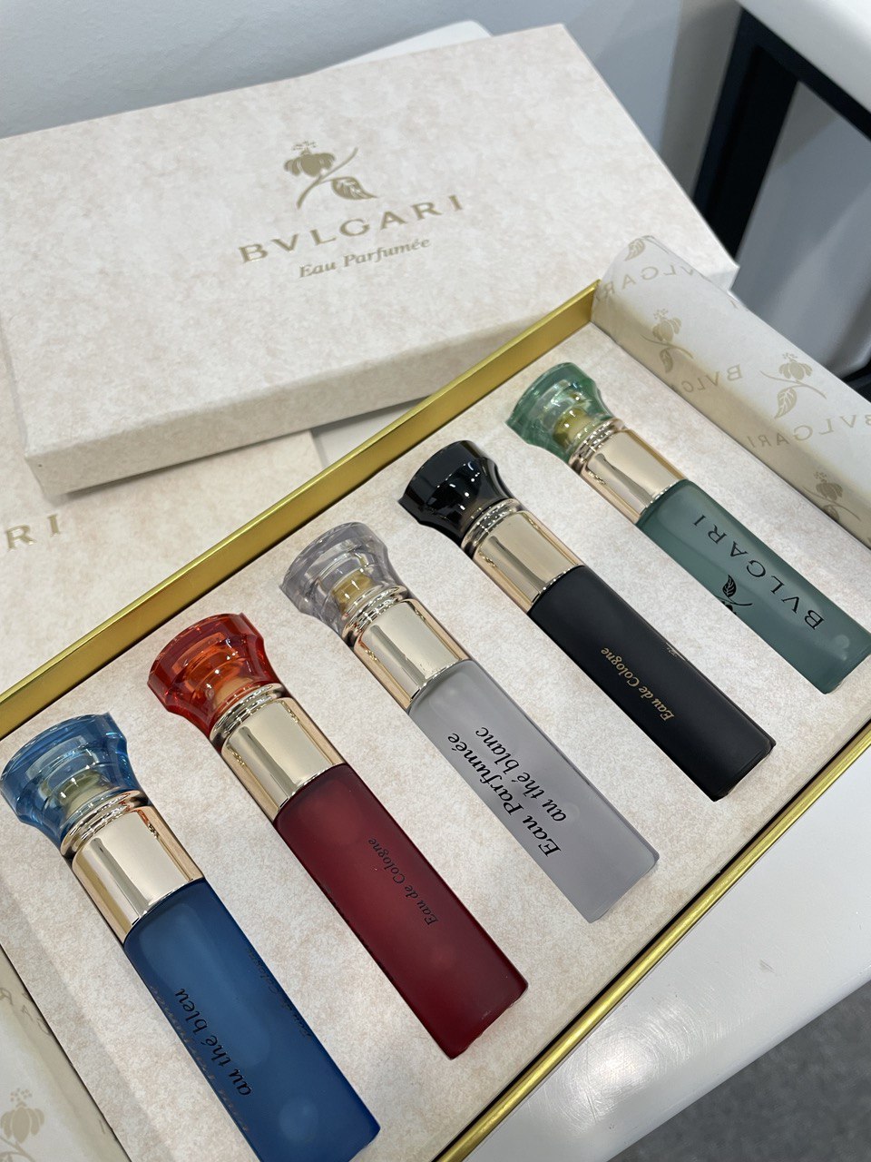 BVLGARI EAU PARFUMEE 5IN1 SET (WPB)