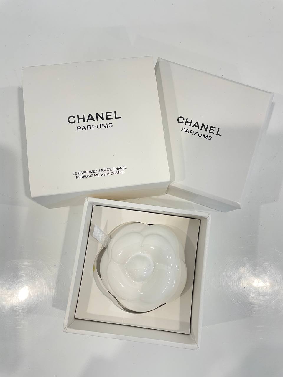 CHANEL PARFUMS (CERAMIC DIFFUSER)