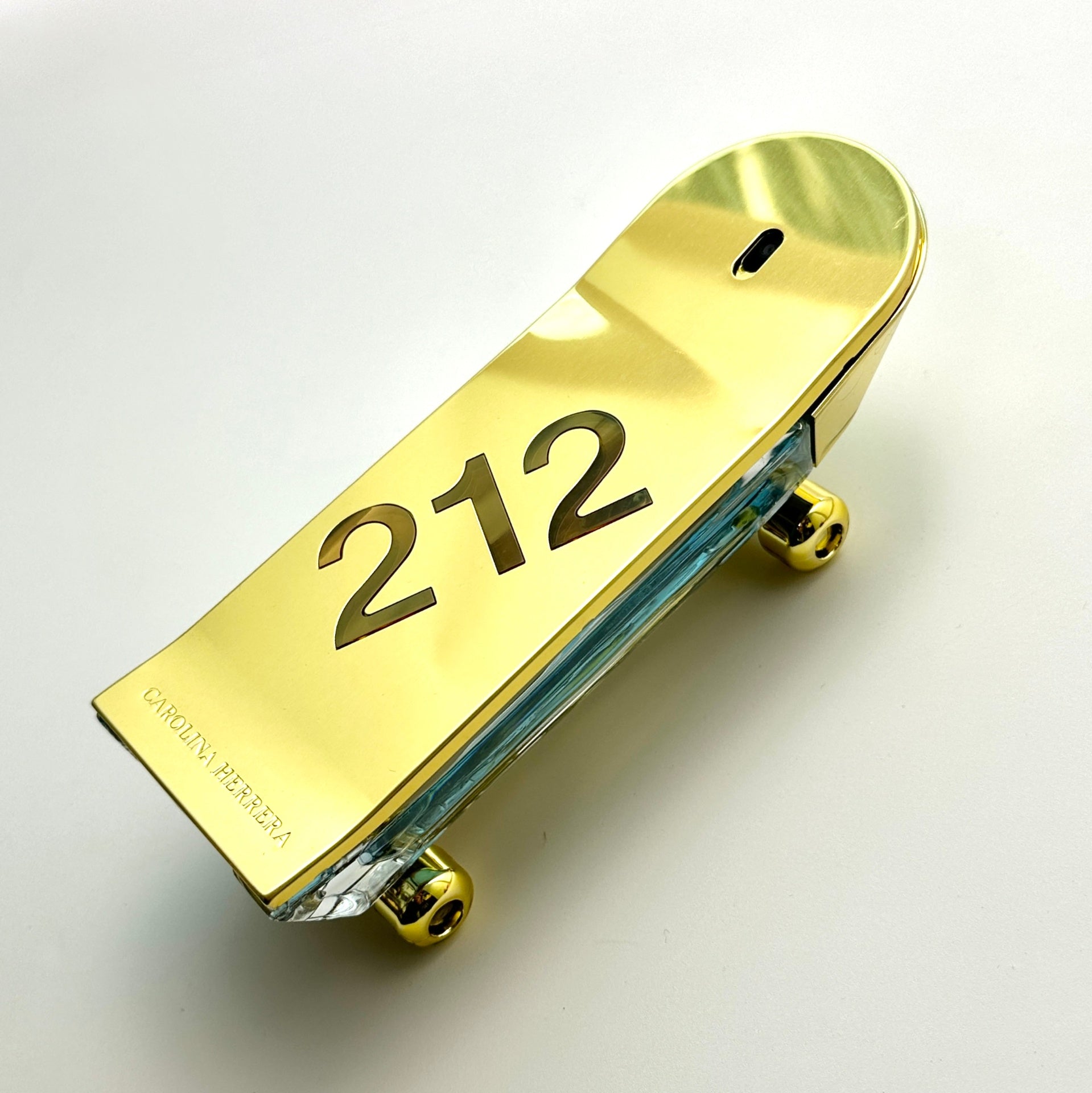 Carolina Herrera 212 Men Heroes Forever Young EDT 90ml